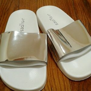 Skyler Silver White slide sandal